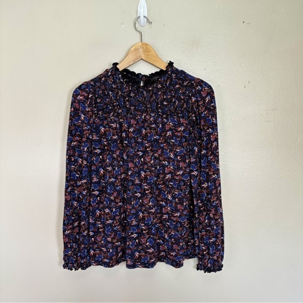 Lucky Brand Paisley Floral Smocked Neckline Blouse Keyhole Back Size Small